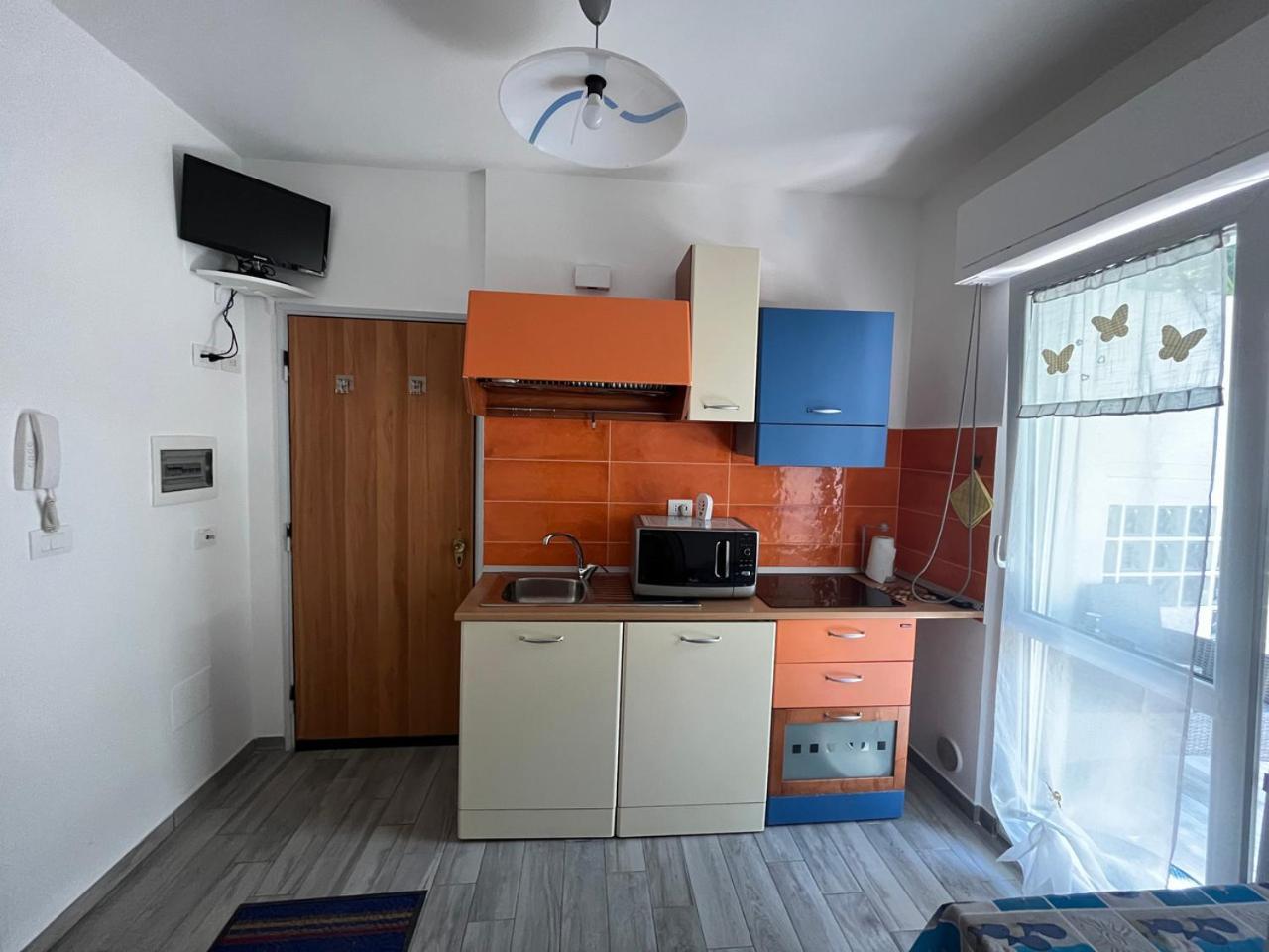 Apartment Seafront