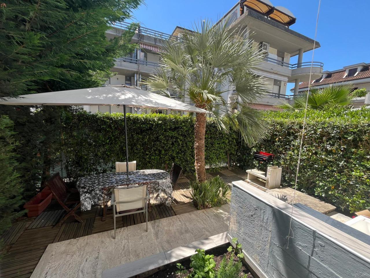 Seafront Apartment *